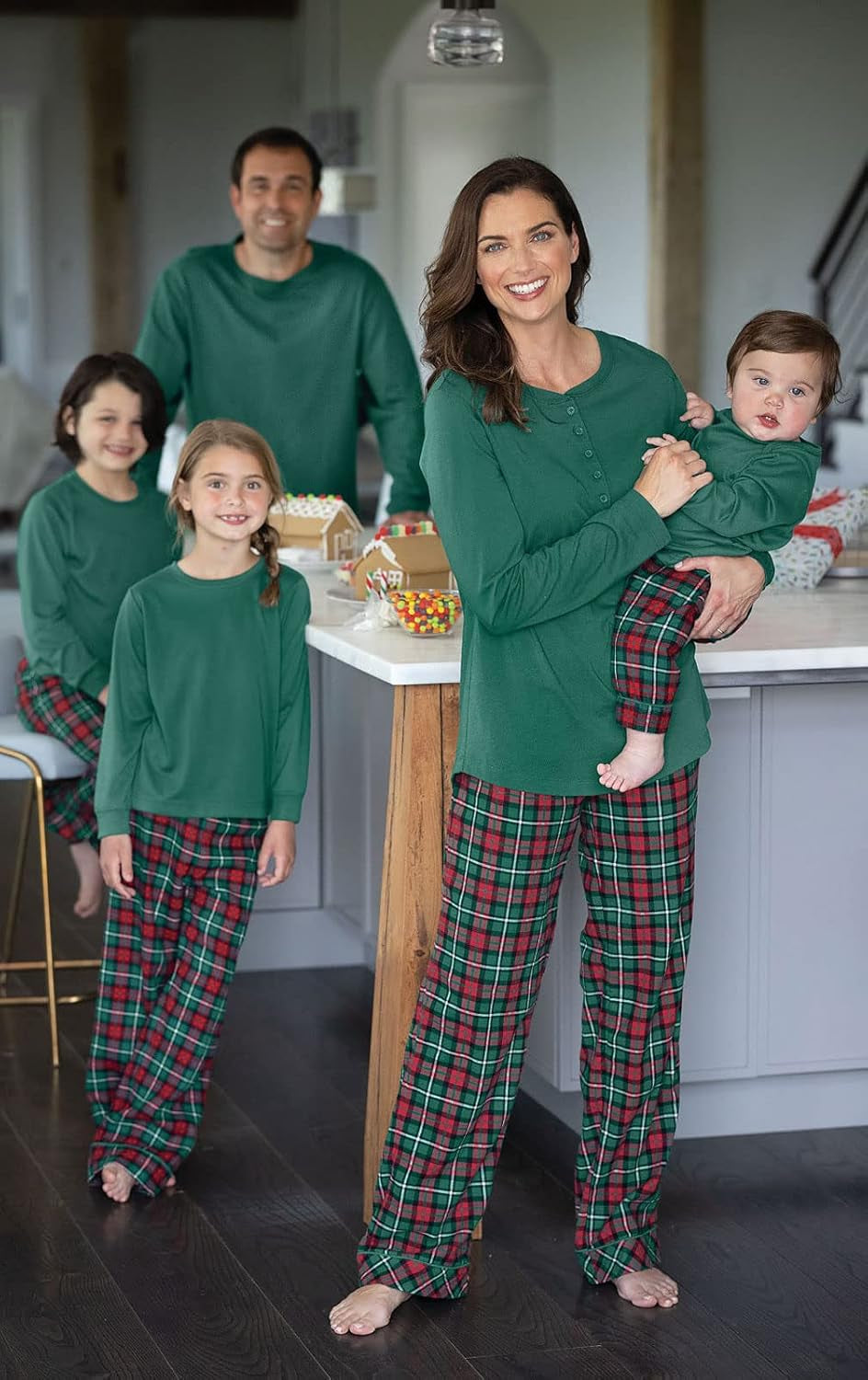 Festive Family Matching Christmas Pajamas - Cozy Holiday PJs for Everyone